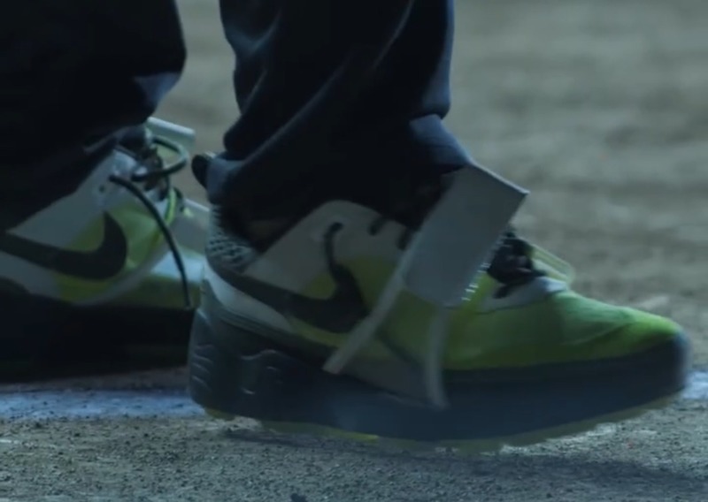 Travis Scott x Nike Zoom Field